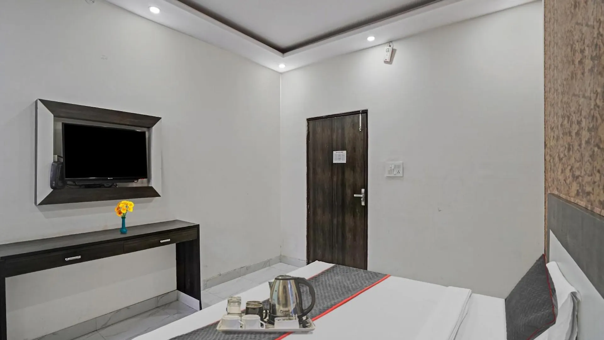 Hotel O Rajvanshi Paradise Gurgaon
